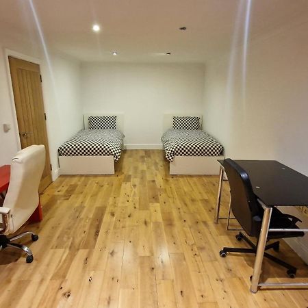 ווינדזור Comfort Sleep - Rooms With Shared Facilities מראה חיצוני תמונה