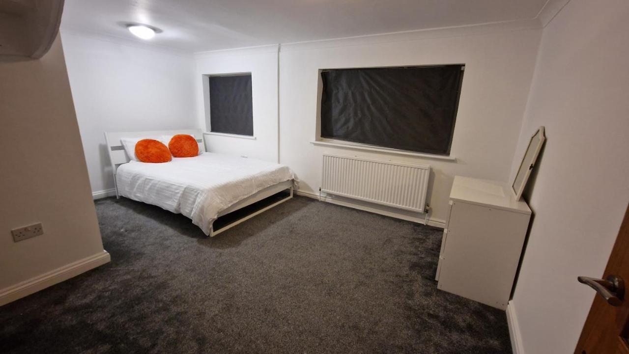 ווינדזור Comfort Sleep - Rooms With Shared Facilities מראה חיצוני תמונה