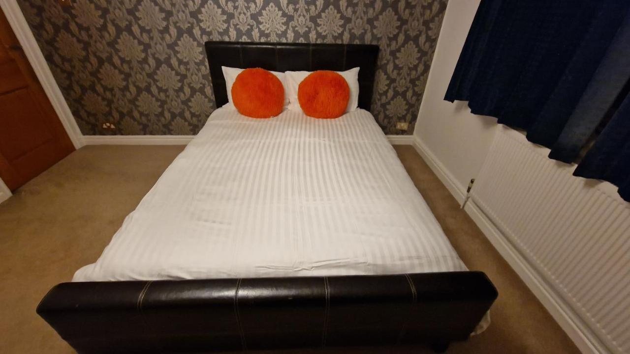 ווינדזור Comfort Sleep - Rooms With Shared Facilities מראה חיצוני תמונה