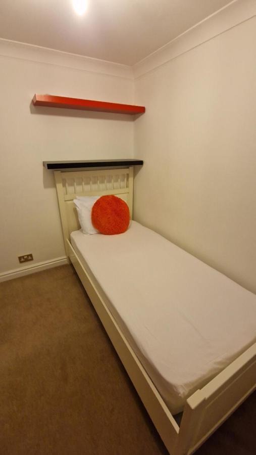 ווינדזור Comfort Sleep - Rooms With Shared Facilities מראה חיצוני תמונה